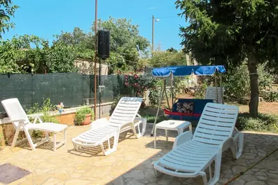 Image de Belle maison de vacances privée avec Wifi, climatisation, Tv, terrasse, animaux admis, parking