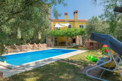 Image de Magnifique maison de vacances avec Wifi, piscine privée, climatisation, Tv, terrasse et parking