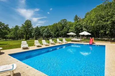 Image de Merveilleuse maison de vacances privée avec Wifi, piscine privée, climatisation, terrasse, parking