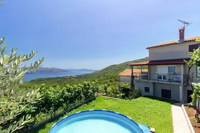Image de Agréable appartement pour 5 personnes avec Wifi, piscine privée, climatisation, Tv et terrasse