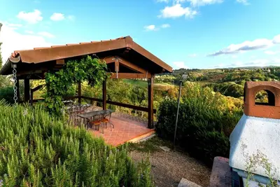 Image de Appartement avec Wifi, piscine, climatisation, Tv, terrasse, vue panoramique, près de San Gimignano