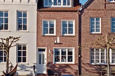 Image de Nouveau! Maison de vacances avec une vue unique sur le port historique de Weener