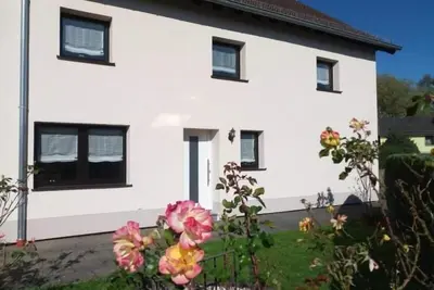 Image de Maison de vacances Hellenthal pour 1 - 6 personnes avec 4 chambres à coucher - Maison de vacances