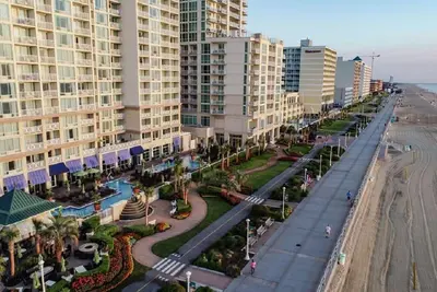 Image de Escapade printanière - 1br / 1ba Ocean View on Virginia Beach Boardwalk