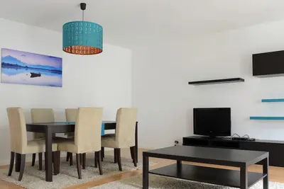 Image de Entrecampos 6, appartement T3 de luxe avec garage.