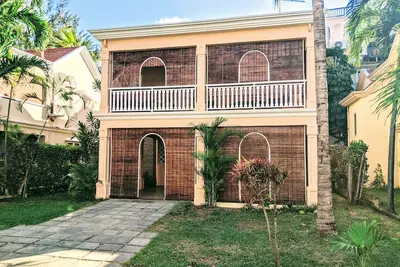 Image de Incroyable villa de 4 chambres et 3 salles de bain en bord de mer dans une résidence fermée