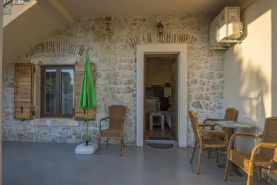 Image de Appartements Punta-in the stone house (74004-A1) - Starigrad Paklenica