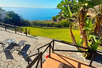 Image de Bella Sirena, villa indépendante et privée avec grandes terrasses et jardin