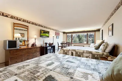 Image de Tamarron Lodge # 236 - Mtn Views - Golf - Ac / Pool / Hot Tub - Navette à ski