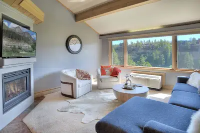 Image de Tamarron Lodge # 515-514 - Vues sur la montagne - Golf - Climatisation / Piscine / Jacuzzi - Navette à ski