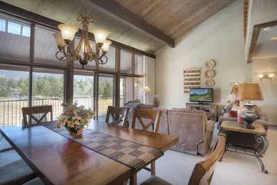 Image de Tamarron Resort # 713 - Sur le terrain de golf - Climatisation / piscine / bain à remous - Navette à ski