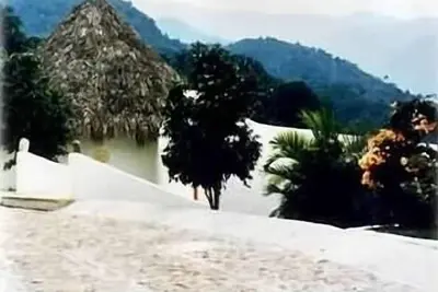 Image de Superbe 3br / 3ba Cliffside Villas W de superbes vues! 1/2 $$