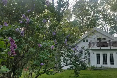 Image de Coeur de Hillsdale historique, Ny, charmante grange convertie, style chalet suisse