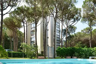 Image de Joli appartement pour 6 personnes avec climatisation, piscine, Tv, terrasse et animaux admis