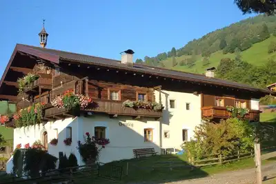 Image de Joli appartement dans une maison de vacances avec Wifi, Tv, patio, animaux admis et parking