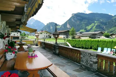Image de Confortable appartement pour 5 personnes avec Wifi, Tv, patio et parking