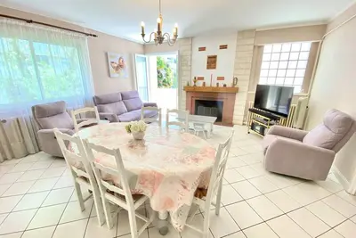 Image de Apt. 3 étoiles situé en centre-ville à 80 m de la plage de Foncillon