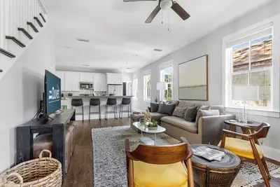 Image de The Little Gentian Suite