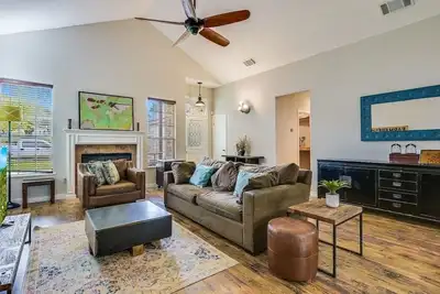Image de Summer Special Cozy et Open 3/2 Plus Loft.