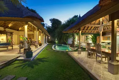 Image de Villa 2br avec piscine privée - à quelques minutes de la plage de Seminyak
