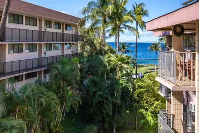 Image de Haleakala Shores # A-408 Plan d'étage ouvert spacieux, au coeur de Kihei, pour 6 personnes