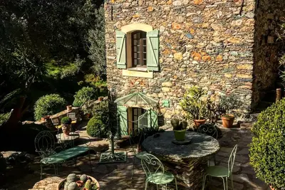 Image de Moulin de charme avec piscine & jardin privé