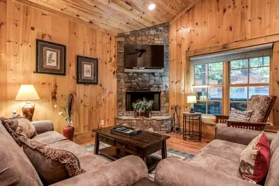 Image de Super endroit! Grands équipements - Whispering Pines