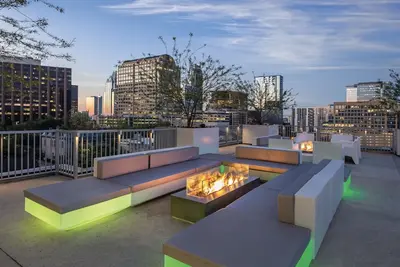 Image de Downtown Austin 2br Prime nouvel emplacement Piscine sur le toit