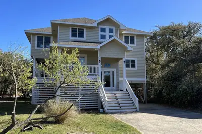 Image de Regardez le «Brightside» et réservez notre maison au bord de l'océan dans la belle Obx Corolla Nc