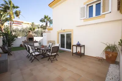 AlmerimarDuplexlujoo/vue mer/Jacuz privé/ 🆓Wifi / Smart tv / lav-sec🐎⛳️🏄‍♂️