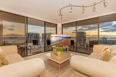 Image de Diamond Head & Ocean View Condo avec beaucoup d'équipements à Canterbury Place