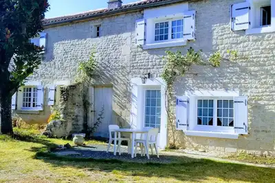 Image de Logement meublé au calme avec jardin