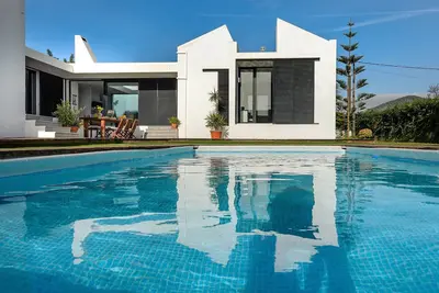 Image de New! Villa Anur - Trois Chambres Villa, Couchages 6