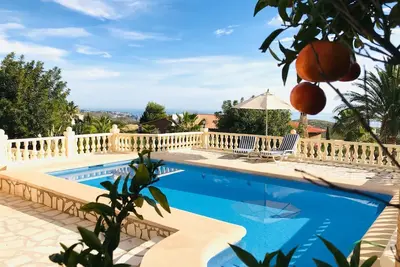 Image de Villa 6 pers, piscine, vues mer splendides, 250m commerces