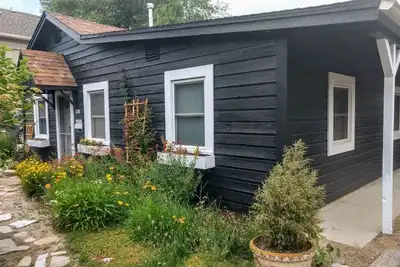 Image de Cottage confortable au coeur de Boise!