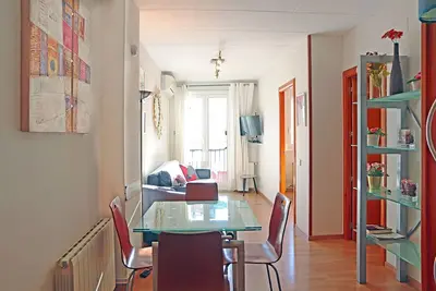 bcn-rentals apartment Nº 3, with2 bedrooms just 10 min from Ramblas