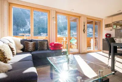 Image de Chalet Belmont - perfect location, recently new