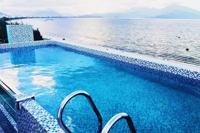 Image de Penthouse avec vue sur la mer et piscine privée