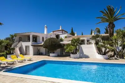 Image de Beautiful Loule Villa | Villa Tranquilidade | Private Pool | Air conditioning | Wifi