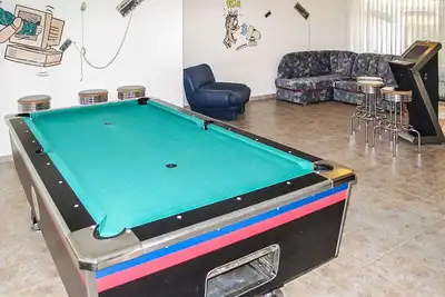 Image de Joli appartement dans une maison de vacances pour 6 personnes avec piscine, Tv et terrasse