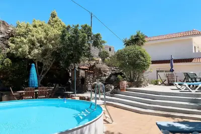 Image de Agréable appartement pour 4 personnes avec piscine, Wifi, Tv, terrasse et parking