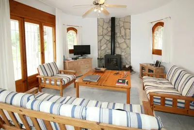 Image de Belle maison de vacances privée avec Wifi, piscine privée, Tv, terrasse, animaux admis, parking