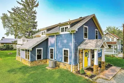 Image de 3br / 2ba Lake Home: à quelques pas de la plage / parc privé - à 19 km de Cedar Point