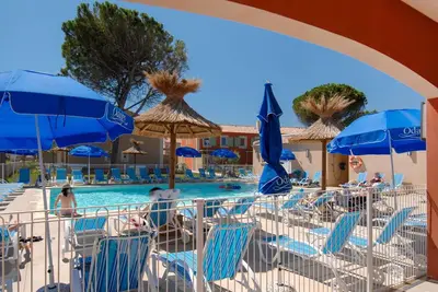 Image de Appartement dans une maison de vacances avec piscine, Wifi, Tv, terrasse, animaux admis, parking