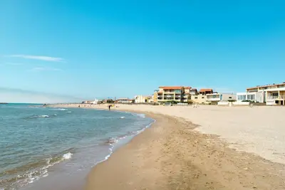 Image de Confortable appartement pour 4 personnes avec piscine, Wifi, Tv, terrasse, animaux admis et parking