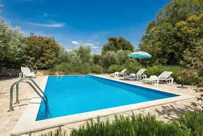 Image de Joli appartement pour 5 personnes avec piscine, Wifi, terrasse et animaux admis