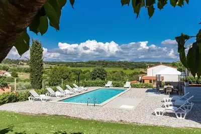 Image de Belle maison de vacances privée avec climatisation, piscine privée, Wifi, Tv, terrasse et parking