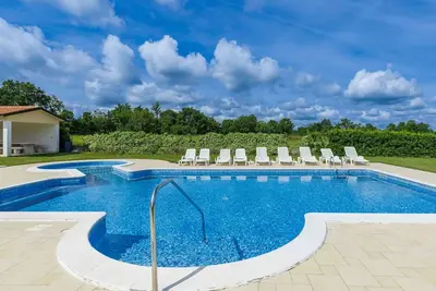 Image de Bel appartement pour 4 personnes avec piscine, Wifi, climatisation, Tv et terrasse