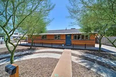 Image de Nouveau! Demeure moderne du sud-ouest au cœur de Tempe!