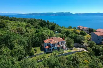 Image de Belle maison de vacances pour 9 personnes avec Wifi, climatisation, Tv, terrasse et animaux admis